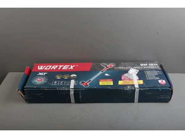 Аккум. щеточная машина WORTEX BM 1814 ALL1 XLT SOLO 14000 об/мин. уцененный (1962241875)