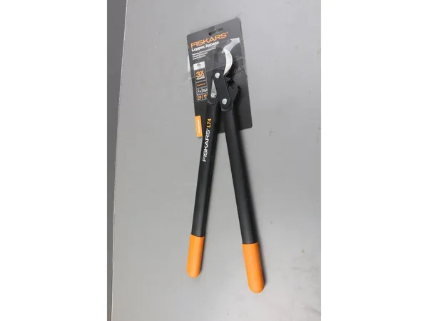 Сучкорез плоскостной L74 FISKARS PowerGear с загнутыми лезвиями средний уцененный (2294740804)
