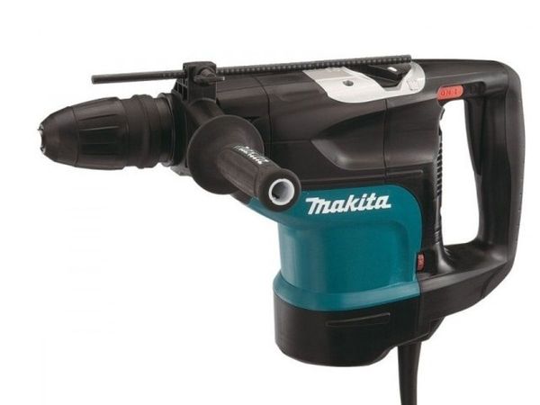 Перфоратор MAKITA HR 4501 C в чем.