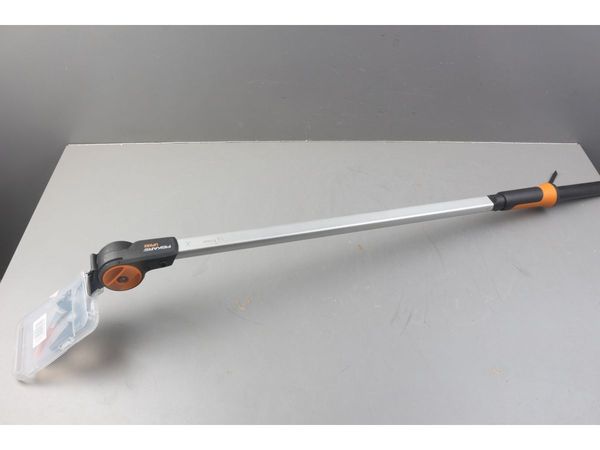 Сучкорез универсальный UPX82 FISKARS PowerGear уцененный (0712097900)