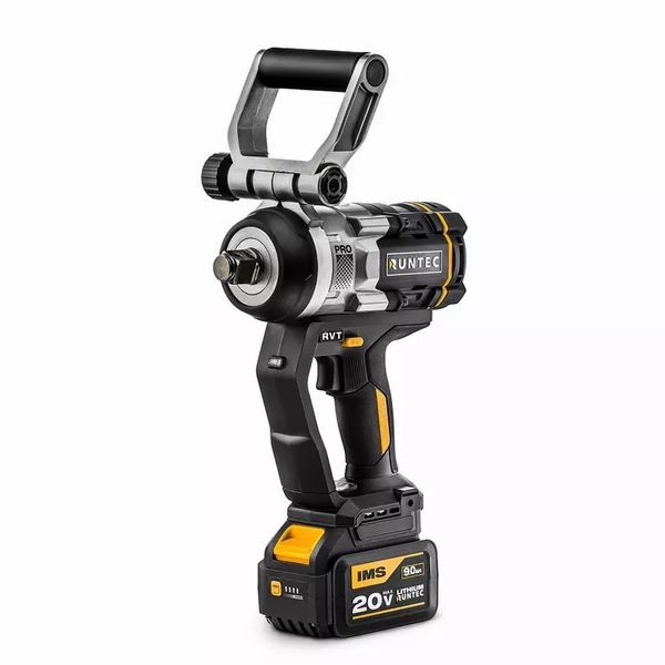 Гайковерт ударный аккумуляторный RUNTEC PRO RT-IW2100 (3/4", 20 В, 2*9 Ач, 2100 Нм)
