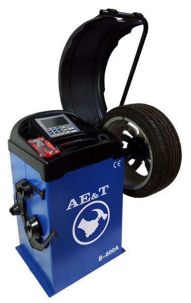 Стенд балансировочный AE&T B-600A для колес легковых автомобилей