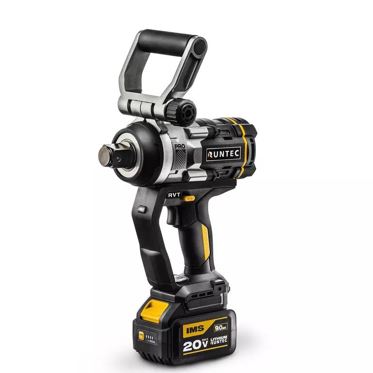 Гайковерт ударный аккумуляторный RUNTEC RT-IW2101 (1", 20 В, 2*9 Ач, 2300 Нм)