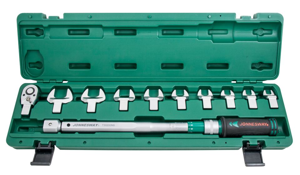 Ключ динамометрический 1/2"DR Jonnesway T30200NS со сменными рожковыми насадками (40-200 Нм)