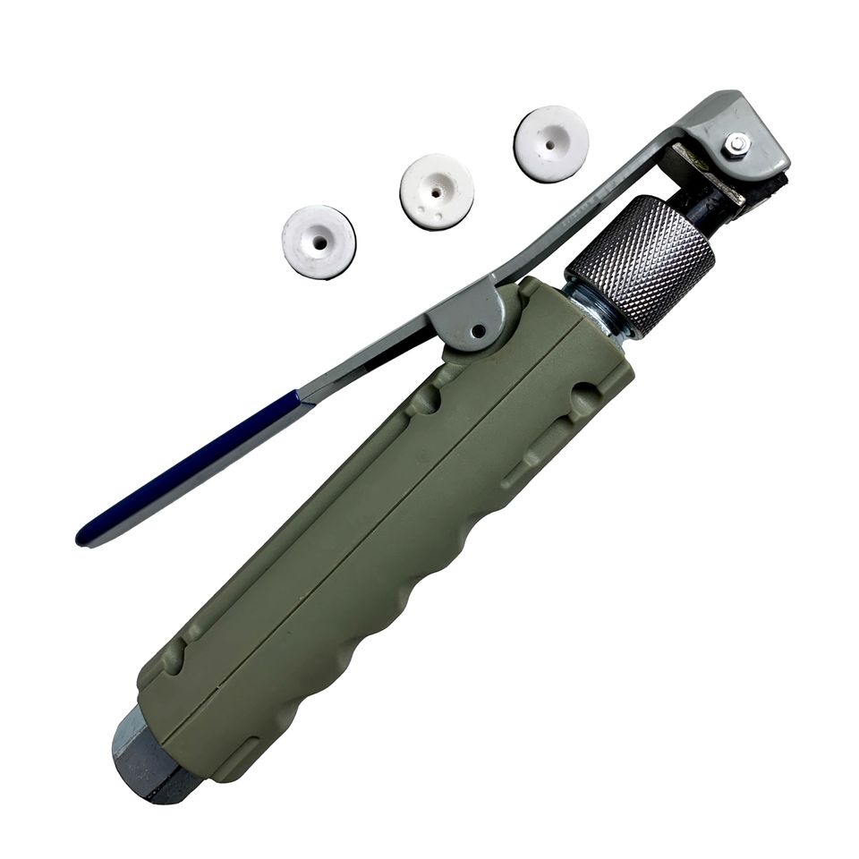Пистолет пескоструйный AE&T T065 с форсунками (4шт)