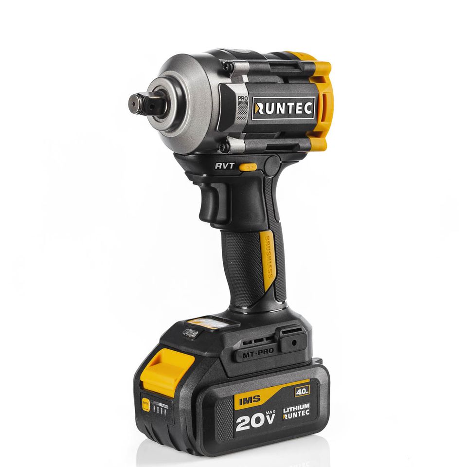 Гайковерт ударный аккумуляторный RUNTEC RT-IW650 (1/2", 20В, 2*4Ач, 650Нм)
